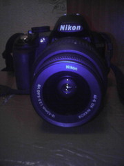 Продаю профисиональный фотоаппарат Nikon D3100kit, продаю за 16000 вмес