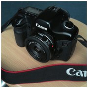 Продам Canon EOS-5D + Объектив Canon EF 40mm f/2.8
