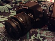 Фотоаппарат Canon EOS 1200D cсумкой и объективом